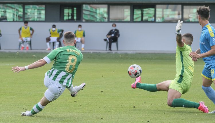 Lance del Betis Deportivo - Algeciras