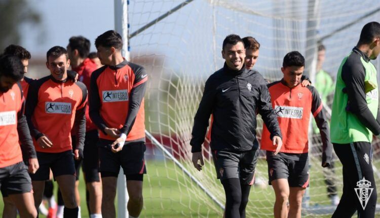 Entrenamiento del Sporting el 7 de abril de 2021