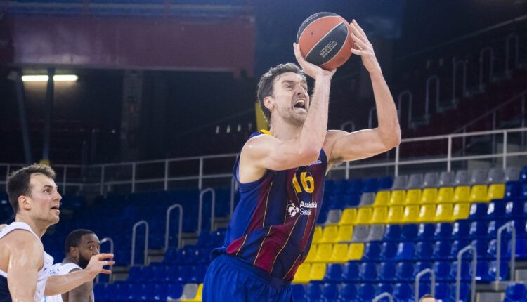 Pau Gasol convirtiendo un dos más uno. Foto: FC Barcelona