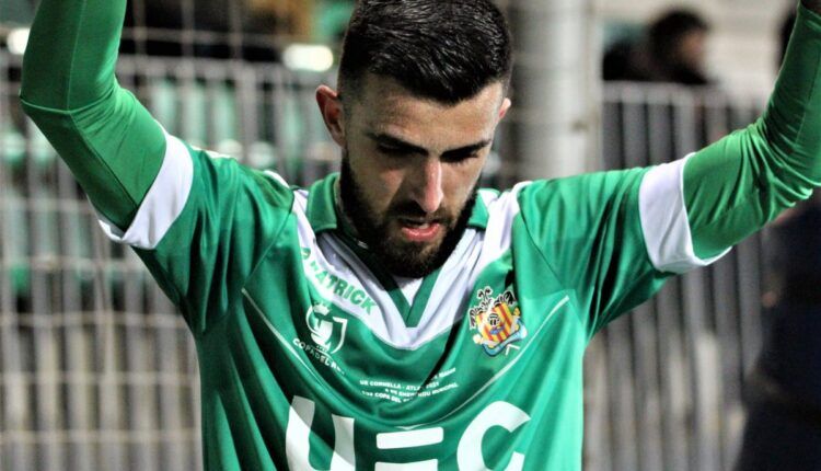 Agus Medina en un partido con el Cornellà