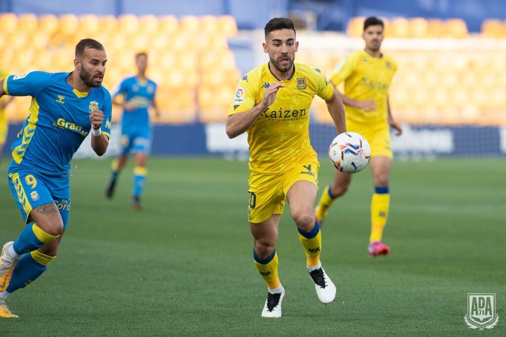 José León en carrera contra Jesé