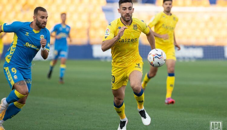 José León en carrera contra Jesé