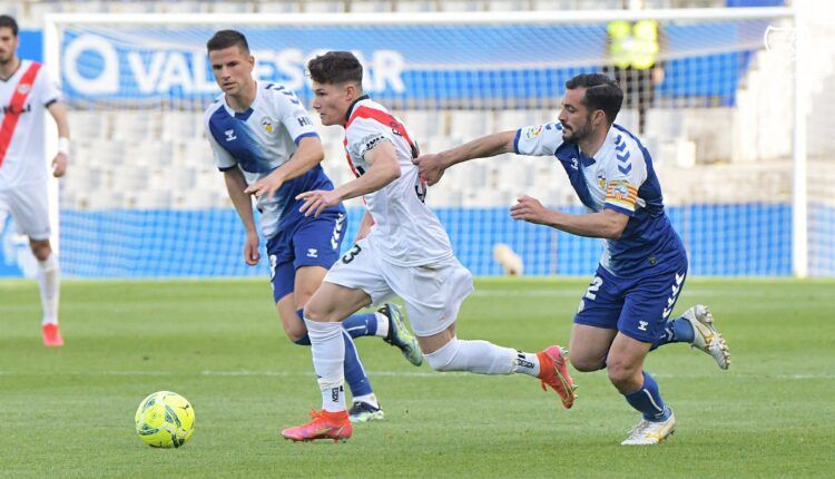 Fran García se va de Óscar Rubio en un Rayo - Sabadell