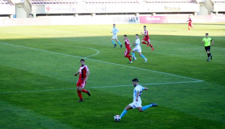 Juampa Barros en un partido del Compos