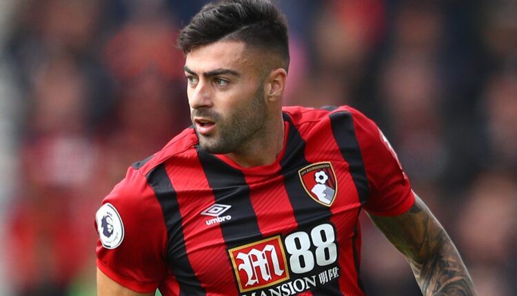 Diego Rico en un partido con el AFC Bournemouth