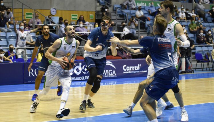 Pau Ribas contra el Obradoiro