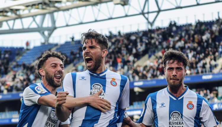 Espanyol celebra gol