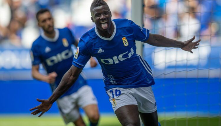 Samu Obeng celebrando un gol