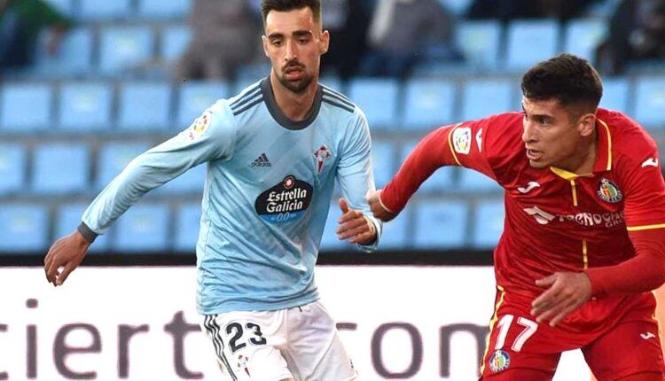 Brais Méndez y Mathias Olivera en un partido entre el Celta y el Getafe