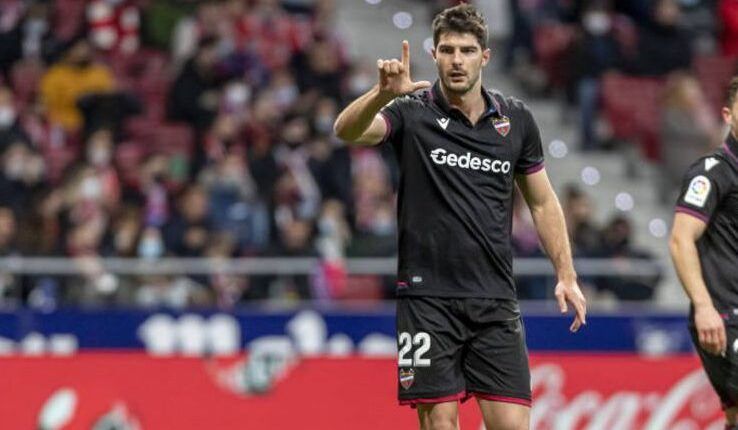 Gonzalo Melero en un partido con el Levante