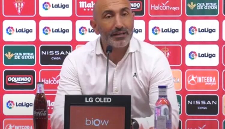 Abelardo en rueda de prensa