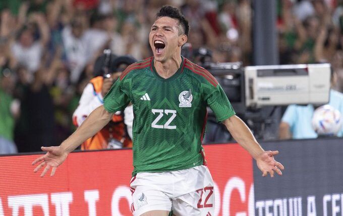 Hirving Lozano, jugador mexicano de Napoli.