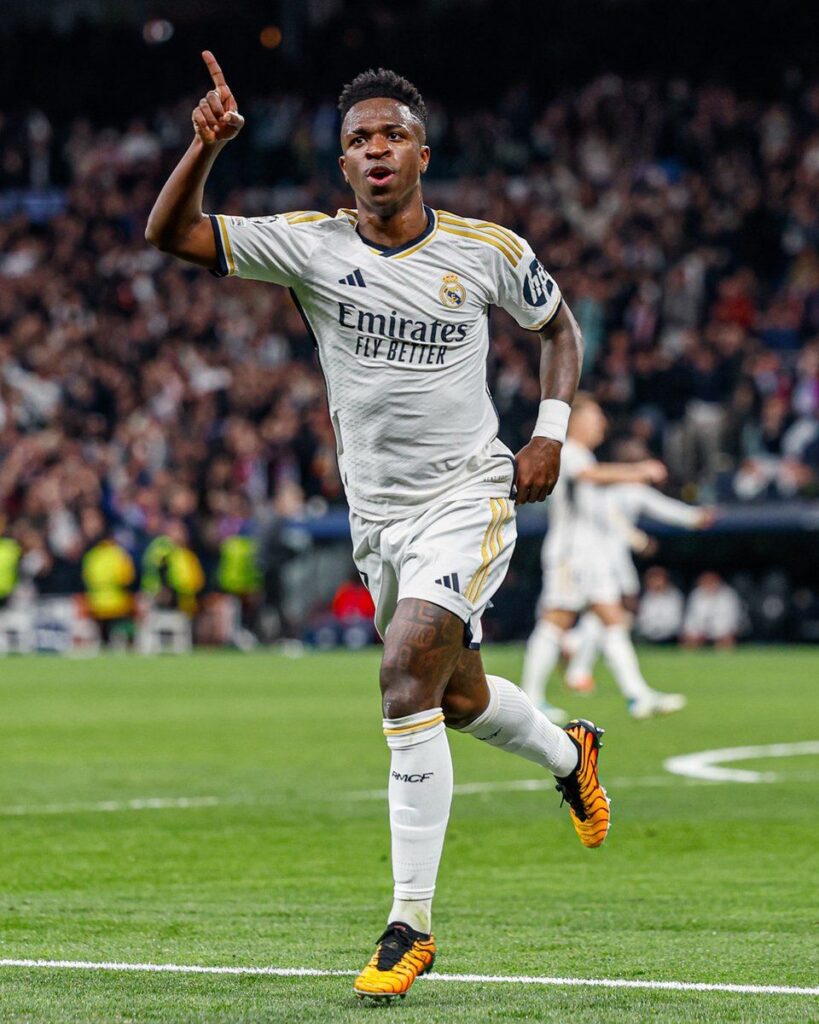 Vinicius celebra su tanto. Foto: @realmadrid.