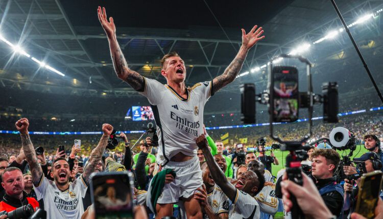 Toni Kroos celebra La Decimoquinta. Foto: @realmadrid.