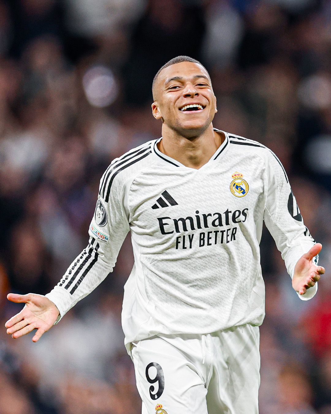 Mbappé celebra su tanto frente al Salzburgo. Foto: Real Madrid